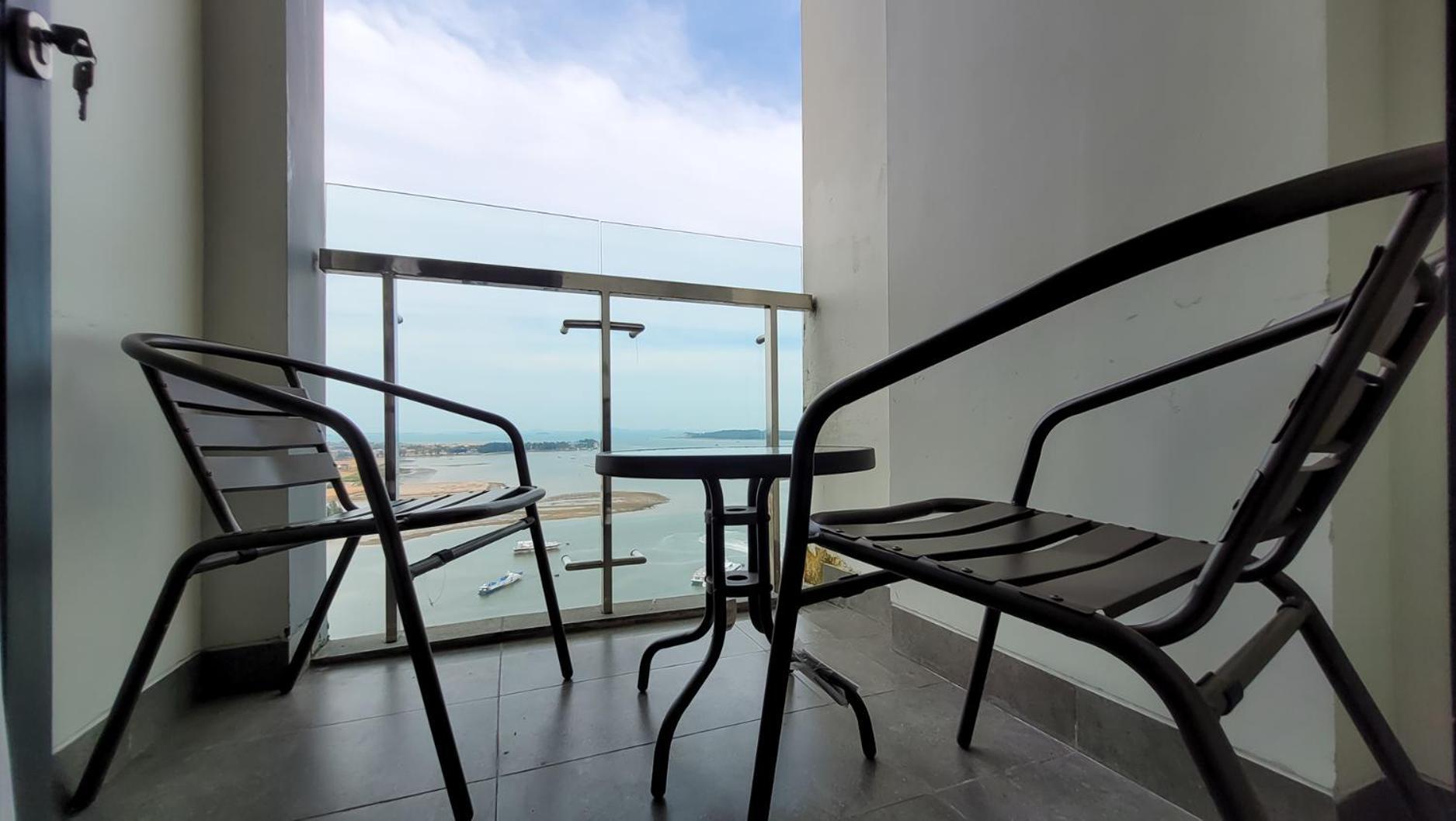 Palam Mansion At Apartment One Residence Batam Ngoại thất bức ảnh